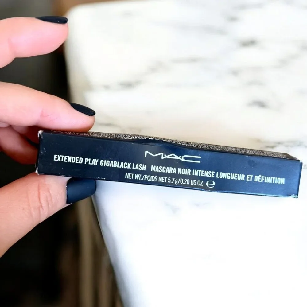 MAC Cosmetics NEW Extended Play Gigablack Lash Mascara